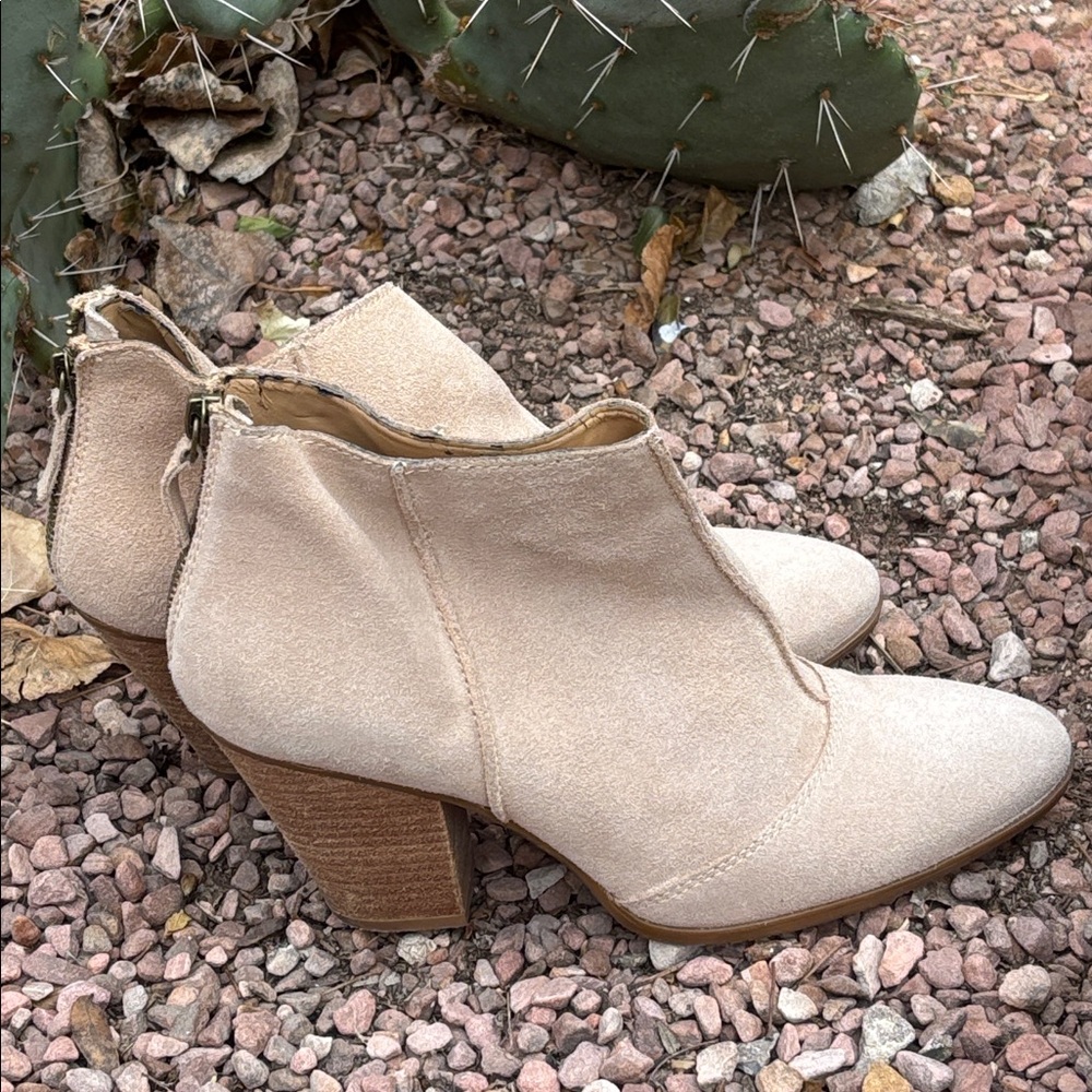 Enzo Angiolini Zip Back Suede Leather Ankle Boots